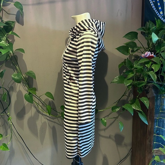 Vintage Black&Cream Striped Hoodie Dress - Picture 4 of 6